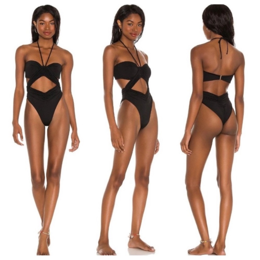 NWOT Riot swim Phoenix one piece solid black 12805